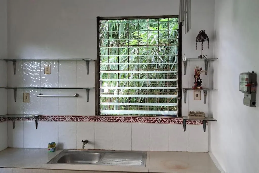 منزل للإقامة Lowest Price Room In Downtown With Wifi Room 4 Davao City الفلبين