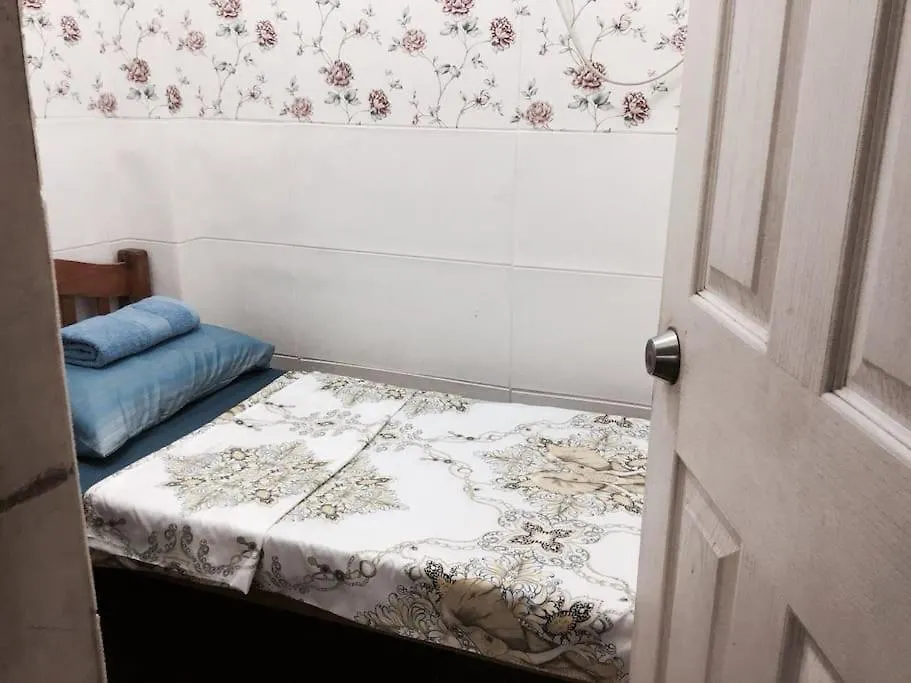 منزل للإقامة Lowest Price Room In Downtown With Wifi Room 4 Davao City